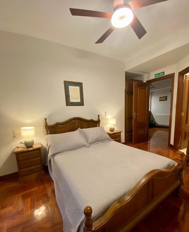 Hostal Cristina Estella Extérieur photo